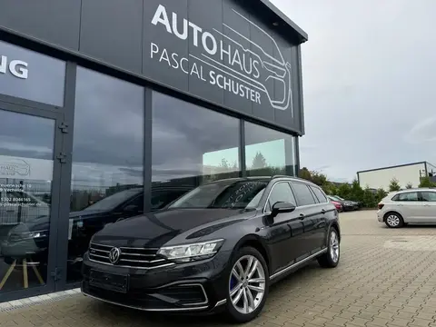 Used VOLKSWAGEN PASSAT Hybrid 2020 Ad 