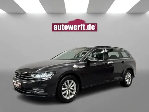 Used VOLKSWAGEN PASSAT Petrol 2023 Ad 