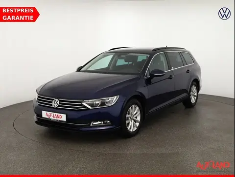 Used VOLKSWAGEN PASSAT Petrol 2018 Ad 