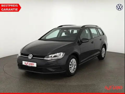 Used VOLKSWAGEN GOLF Petrol 2019 Ad 