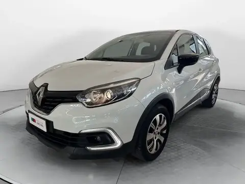 Used RENAULT CAPTUR Diesel 2018 Ad 