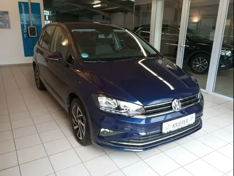 Used VOLKSWAGEN GOLF Petrol 2018 Ad 