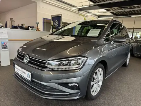 Used VOLKSWAGEN GOLF Petrol 2018 Ad 