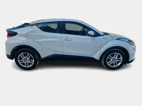 Used TOYOTA C-HR Hybrid 2021 Ad 