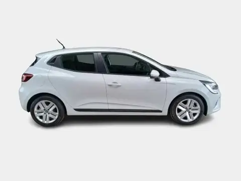 Used RENAULT CLIO Hybrid 2021 Ad 