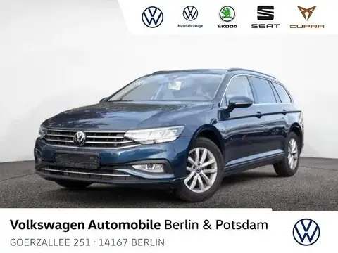 Used VOLKSWAGEN PASSAT Petrol 2023 Ad 