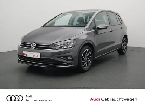 Used VOLKSWAGEN GOLF Petrol 2018 Ad 