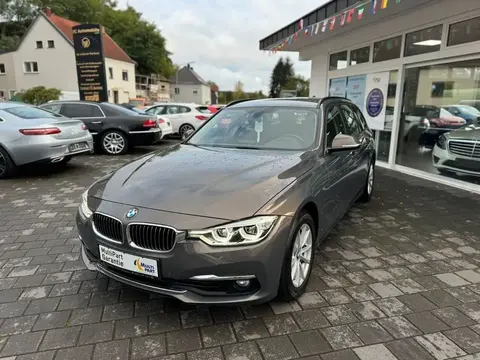 Used BMW SERIE 3 Petrol 2019 Ad 