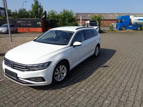 Used VOLKSWAGEN PASSAT Diesel 2022 Ad 