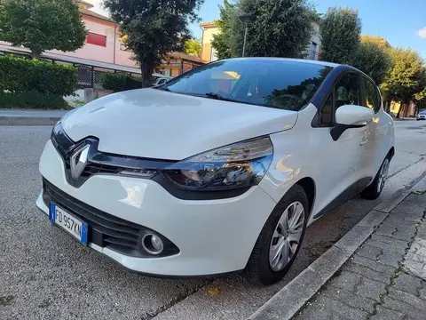 Used RENAULT CLIO Diesel 2016 Ad 