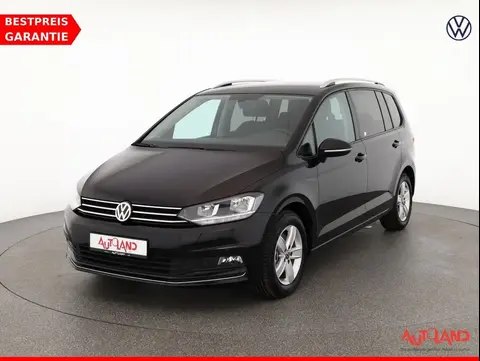 Used VOLKSWAGEN TOURAN Petrol 2019 Ad 