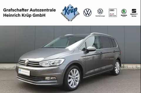 Used VOLKSWAGEN TOURAN Petrol 2017 Ad 