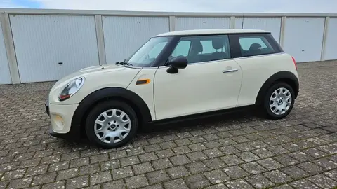 Used MINI ONE Petrol 2018 Ad 