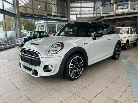 Used MINI COOPER Petrol 2018 Ad Germany