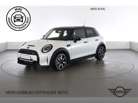 Used MINI COOPER Petrol 2024 Ad 