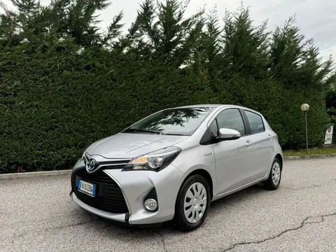 Annonce TOYOTA YARIS Hybride 2015 d'occasion 