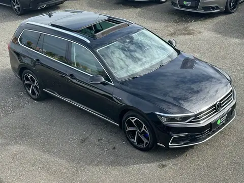 Used VOLKSWAGEN PASSAT Hybrid 2021 Ad 