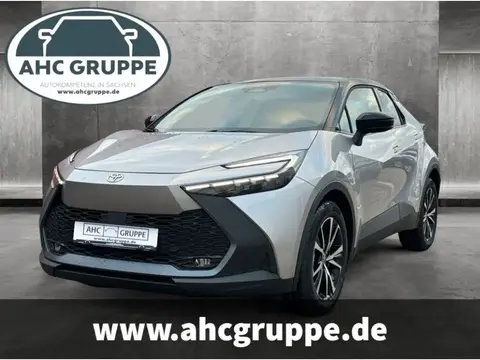 Used TOYOTA C-HR Hybrid 2024 Ad 