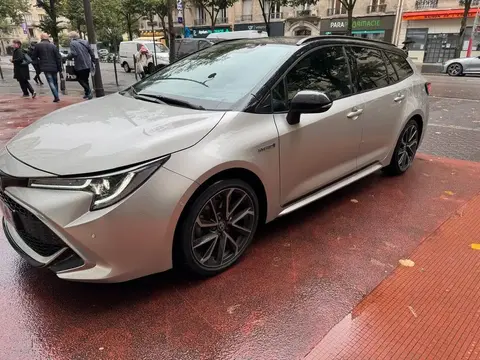 Used TOYOTA COROLLA Hybrid 2021 Ad 