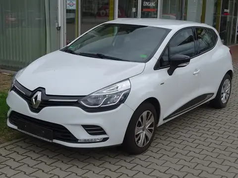 Used RENAULT CLIO Petrol 2018 Ad 