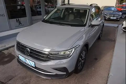 Used VOLKSWAGEN TIGUAN Petrol 2020 Ad 