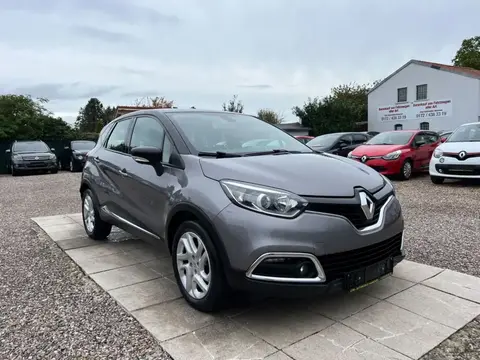 Used RENAULT CAPTUR Petrol 2015 Ad 