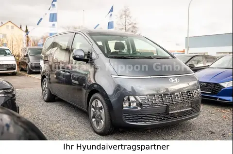 Used HYUNDAI STARIA Diesel 2023 Ad 