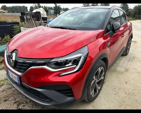 Used RENAULT CAPTUR Hybrid 2022 Ad 