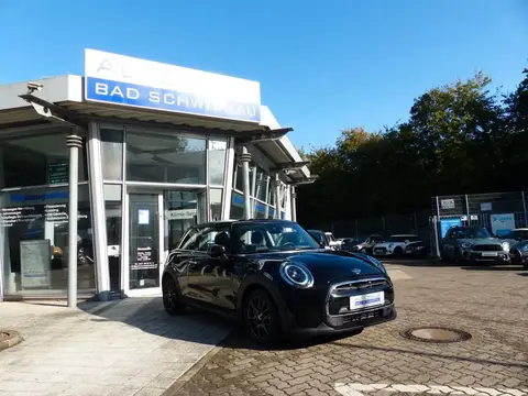 Used MINI ONE Petrol 2021 Ad 