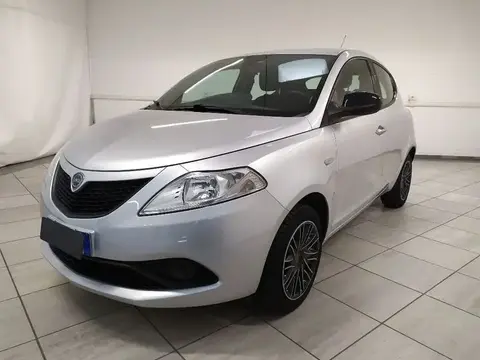 Annonce LANCIA YPSILON Essence 2019 d'occasion 