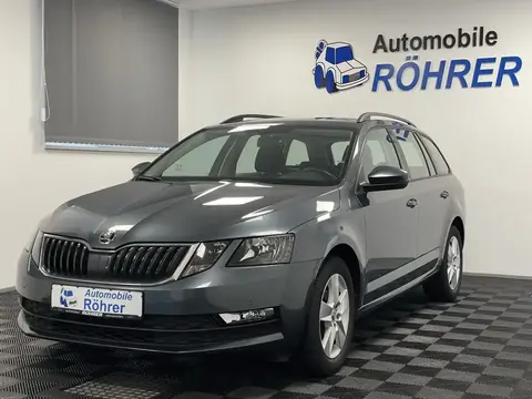 Used SKODA OCTAVIA Petrol 2017 Ad 