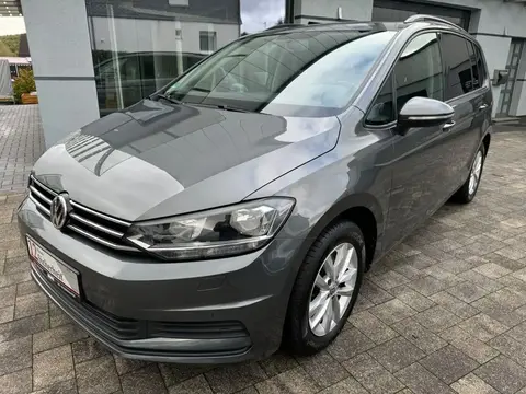 Used VOLKSWAGEN TOURAN Diesel 2016 Ad 