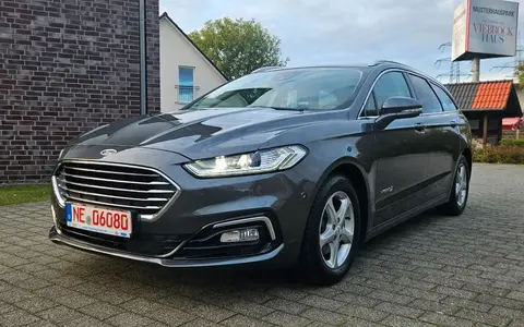 Used FORD MONDEO Hybrid 2019 Ad 