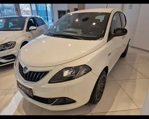 Used LANCIA YPSILON Hybrid 2022 Ad 