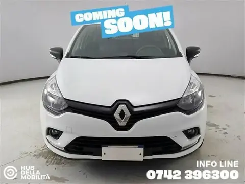 Used RENAULT CLIO  2018 Ad 