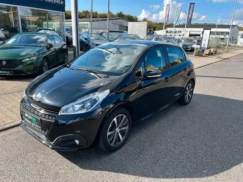 Used PEUGEOT 208 Petrol 2017 Ad 