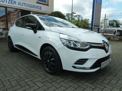 Used RENAULT CLIO Petrol 2017 Ad 