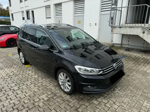 Used VOLKSWAGEN TOURAN Diesel 2017 Ad 