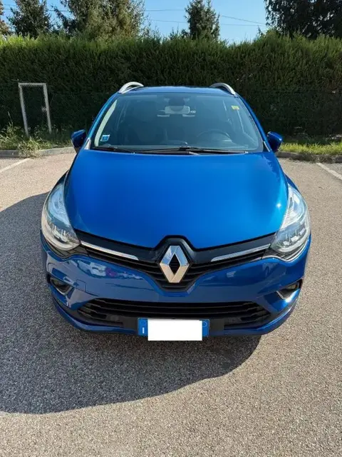 Used RENAULT CLIO Diesel 2018 Ad 