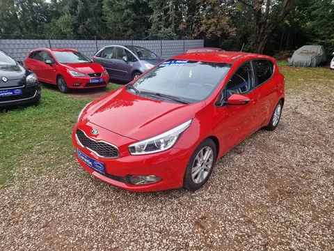 Used KIA CEED Petrol 2014 Ad 