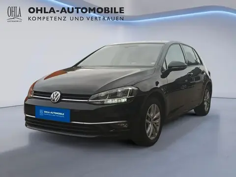 Used VOLKSWAGEN GOLF Petrol 2018 Ad 