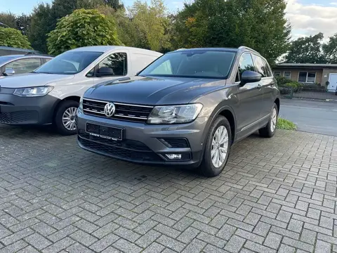 Used VOLKSWAGEN TIGUAN Petrol 2018 Ad 