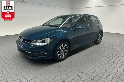 Used VOLKSWAGEN GOLF Petrol 2017 Ad 