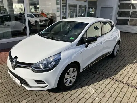 Used RENAULT CLIO Petrol 2018 Ad 