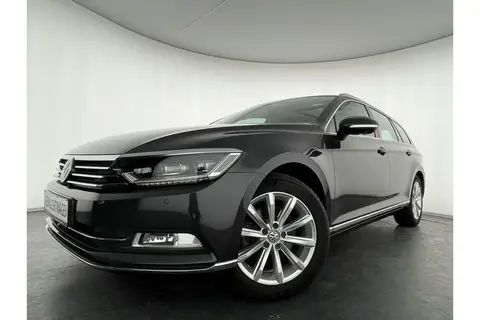 Used VOLKSWAGEN PASSAT Petrol 2019 Ad 