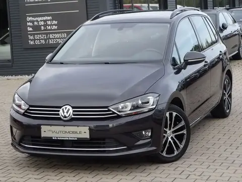 Used VOLKSWAGEN GOLF Petrol 2015 Ad 