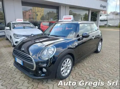 Used MINI ONE Petrol 2016 Ad 