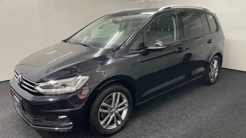 Used VOLKSWAGEN TOURAN Petrol 2019 Ad 