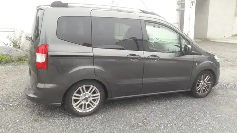 Used FORD TOURNEO Diesel 2018 Ad 