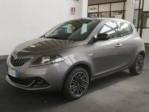 Used LANCIA YPSILON Hybrid 2021 Ad 